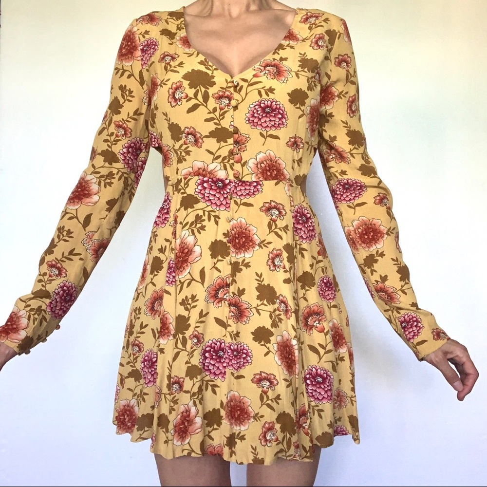 Beautiful Ocher Dress 100% viscose/ Rayon - NEW